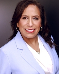 Elizabeth Hernandez